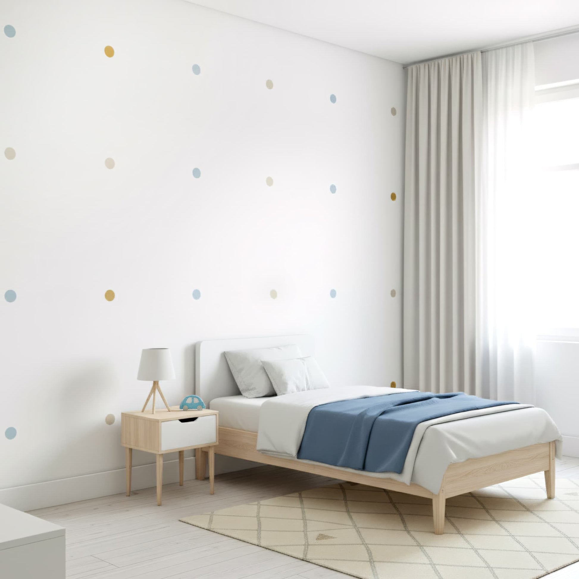 Stickers pois bleu doré pour décoration murale chambre garçon au Maroc