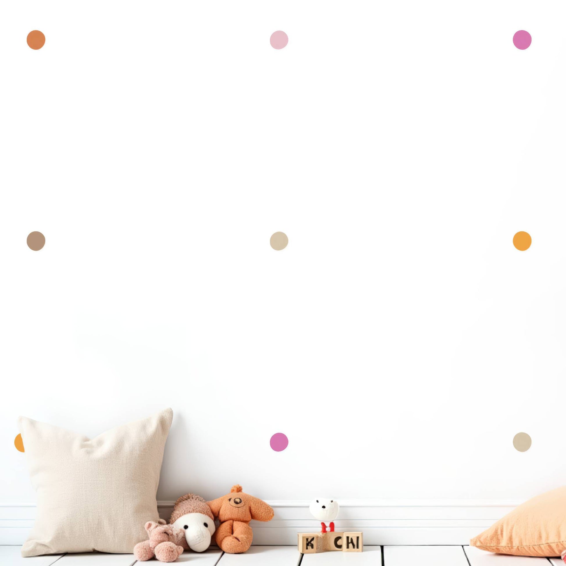 Décoration murale moderne avec ce pack sublime de stickers pois ronds orange beige.