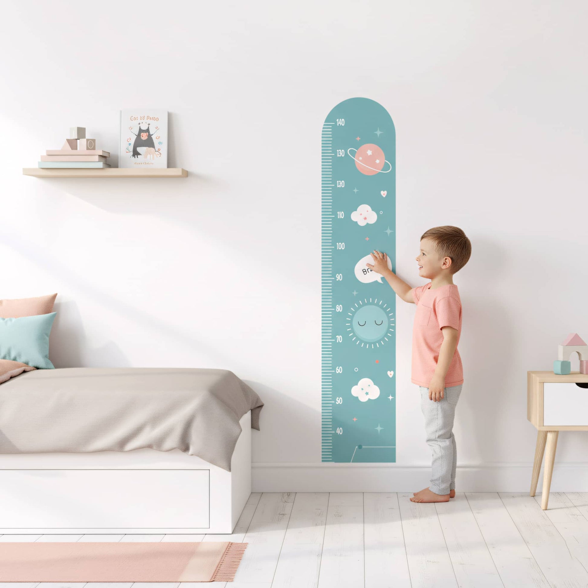 Règle de croissance stickers muraux Planètes, couleur bleu canard pour décoration chambre enfant au Maroc.